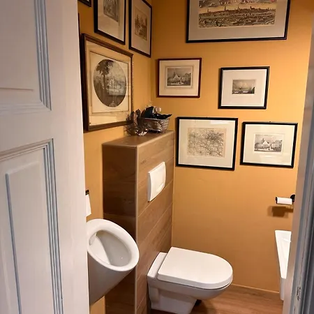 Apartment Kontor 2 *